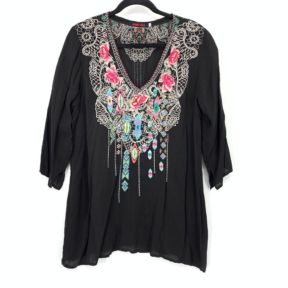 Johnny Was V-Neck 3/4 Sleeve Blouse Womens Sz L Embroidered Lace Floral Design
